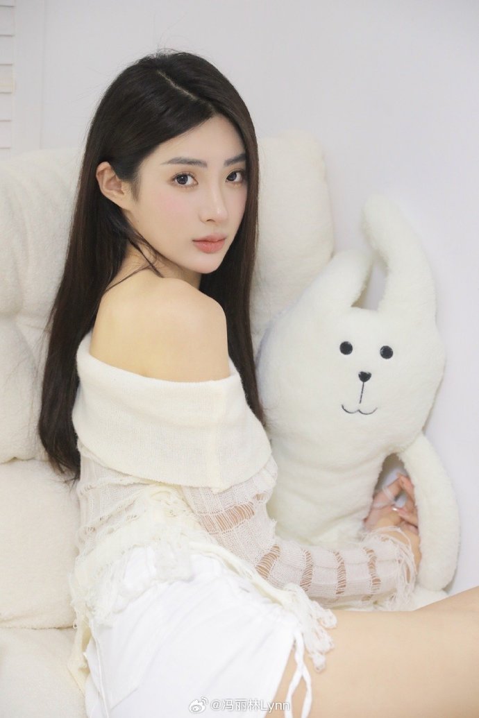唐若溪 头像